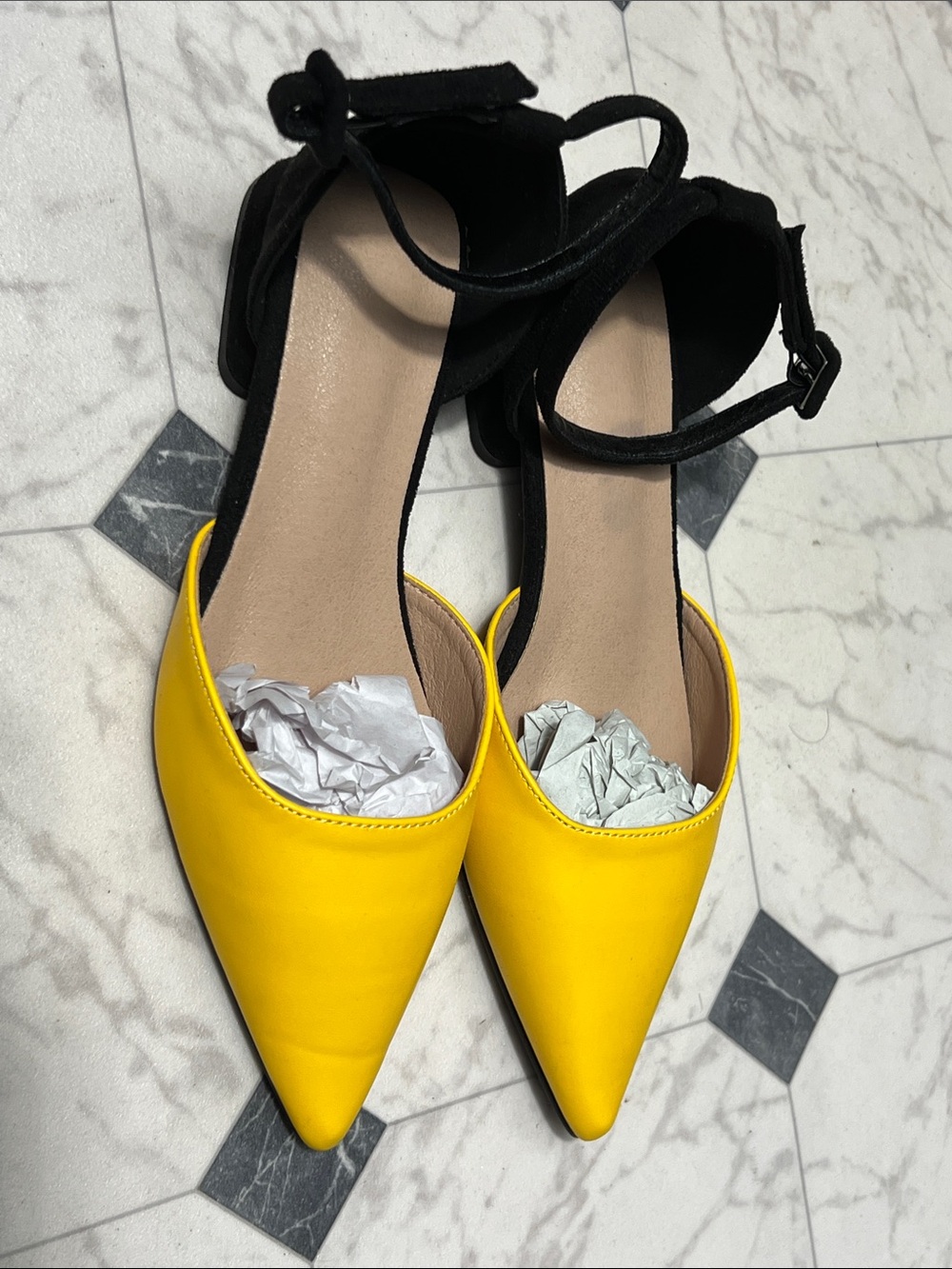 SHEIN Yellow Pointed Toe Flats with Black Ankle Straps